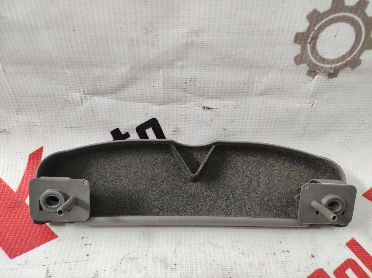 suport ochelari pentru Nissan Primera P11 · 2000 break