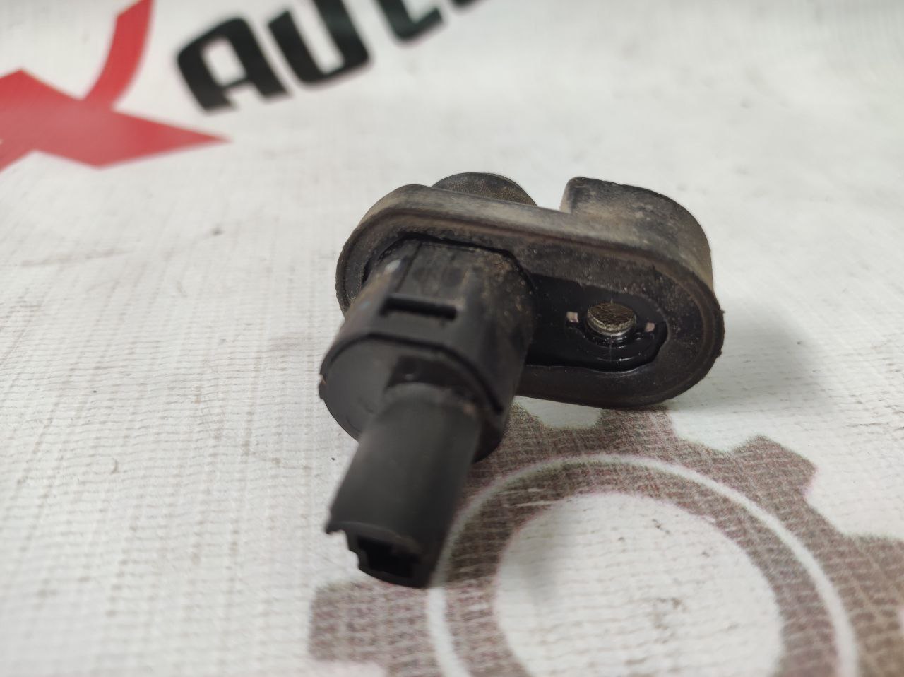 contact de capăt spate dreapta uși pentru Nissan Primera P11 · 2000 break