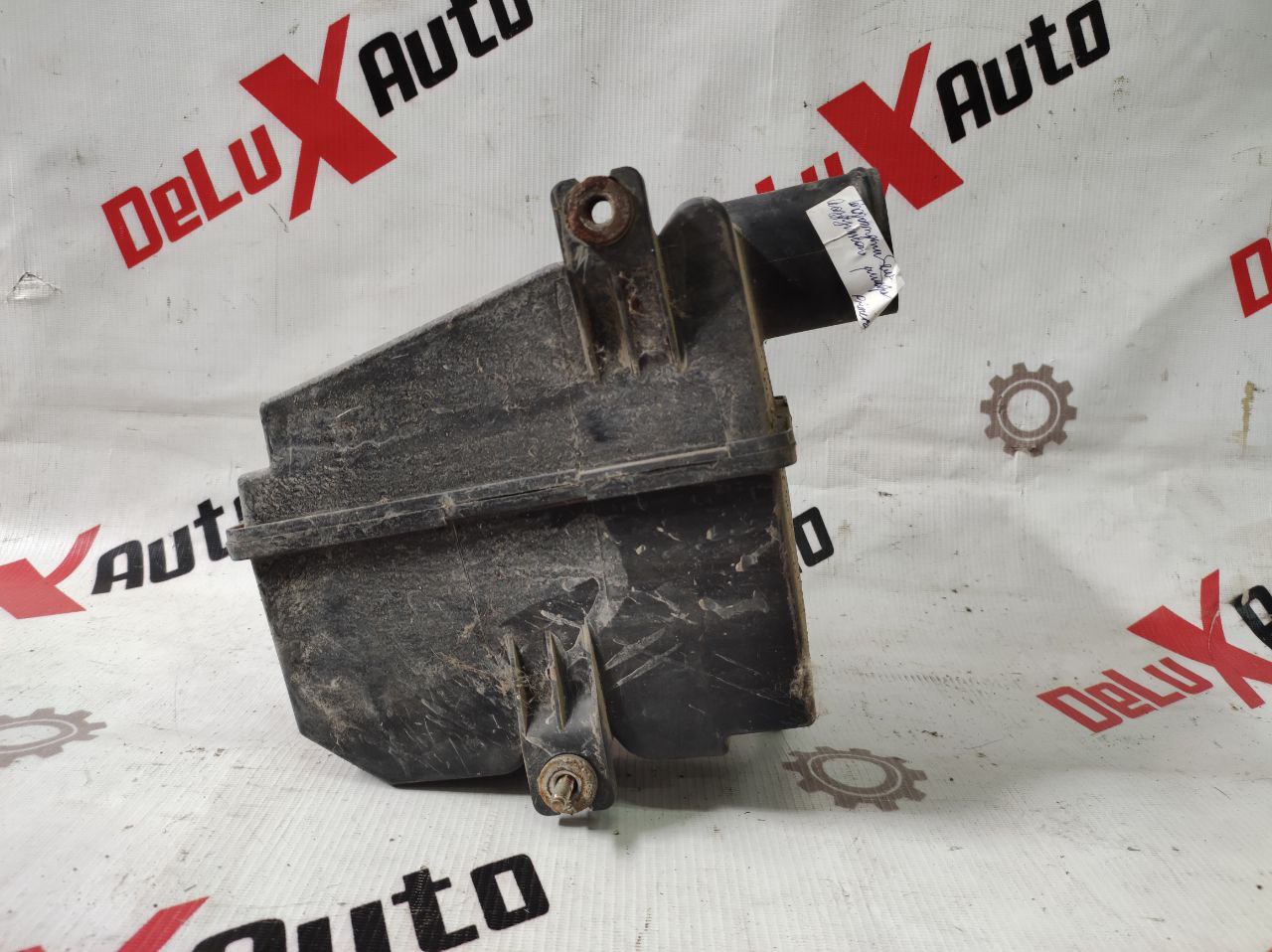 carcasă filtru de aer pentru Nissan Primera P11 · 2000 break
