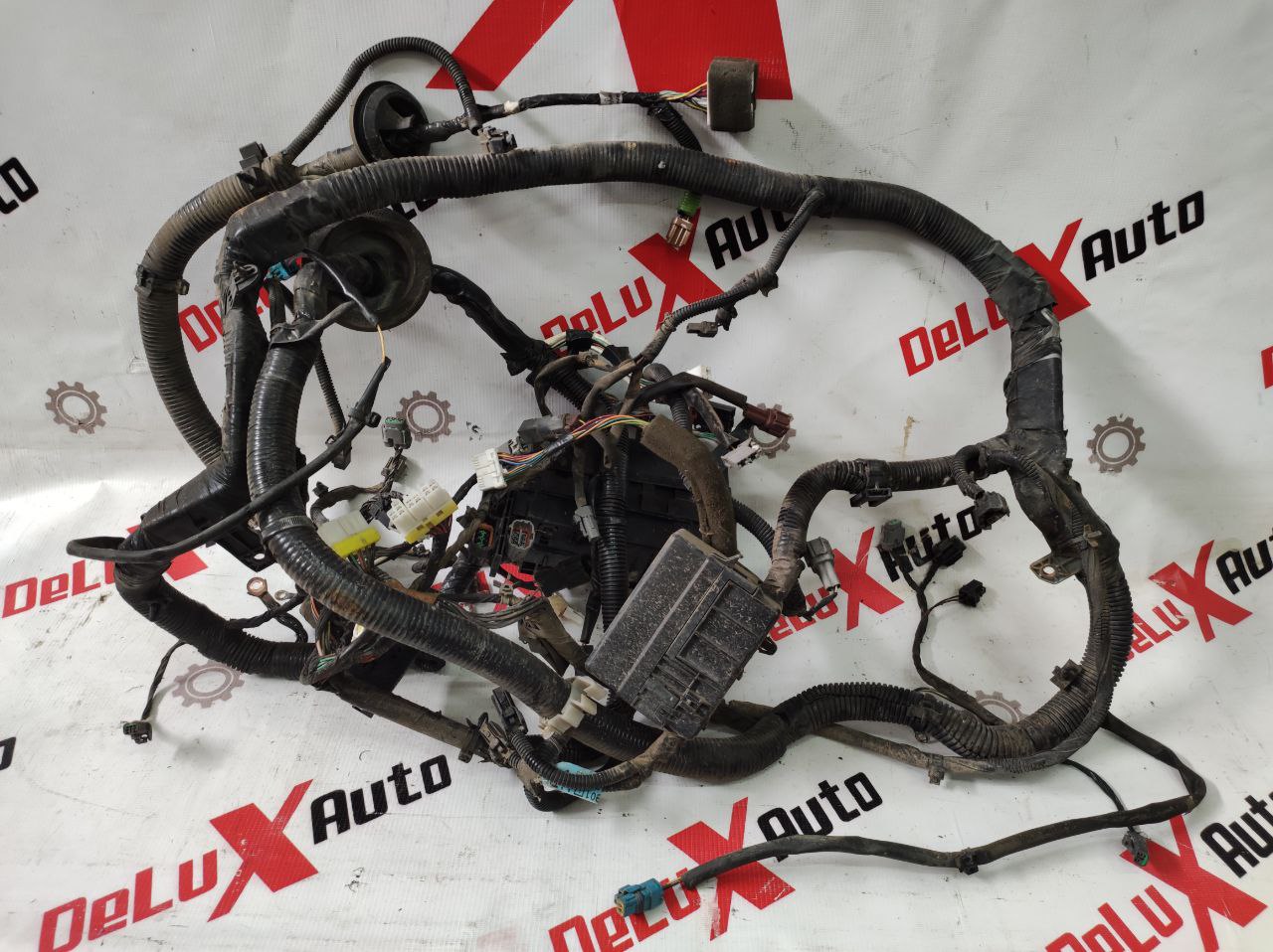 cablaj compartiment motor pentru Nissan Primera P11 · 2000 break