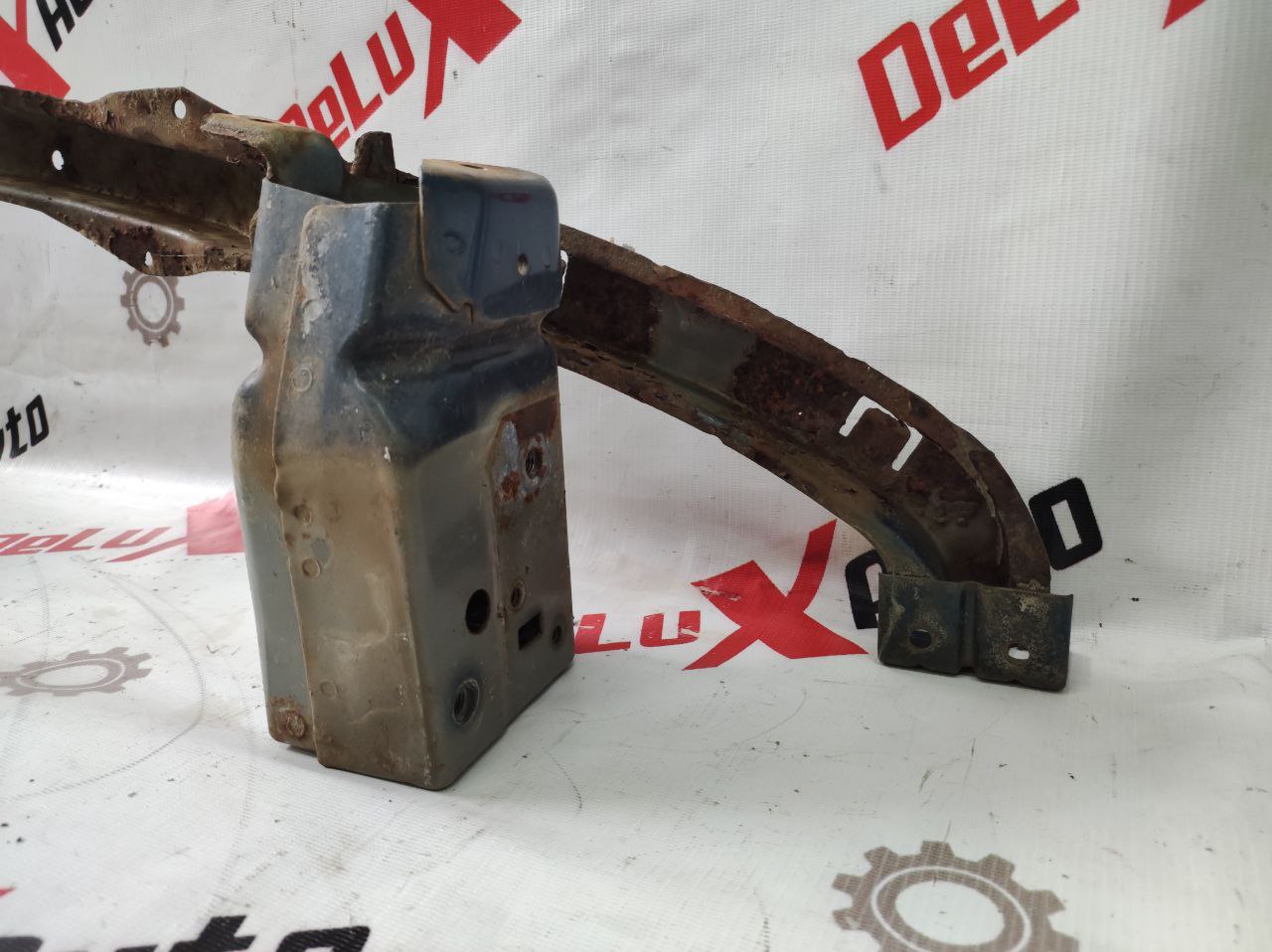 suport bară de protecție pentru Nissan Primera P11 · 2000 break