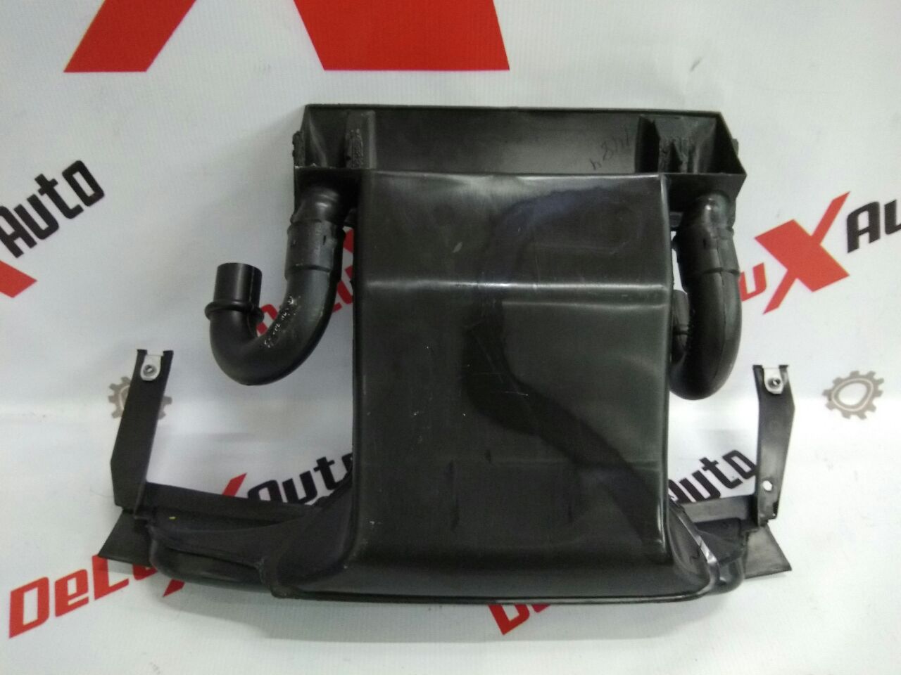 ventilație parbriz geam central pentru Opel Sintra 2.2 T.D · 1999