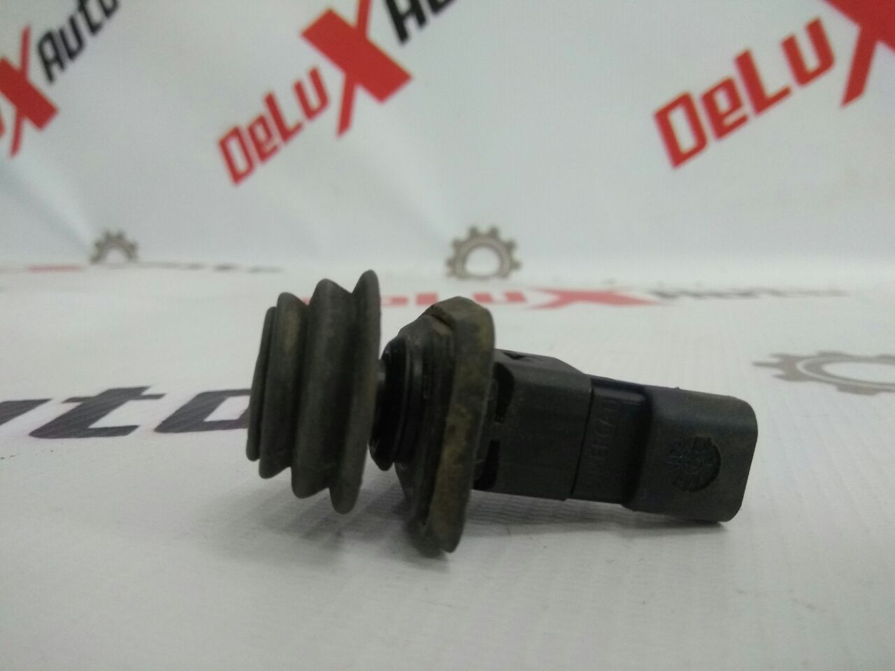 buton contact de capăt spate dreapta uși pentru Opel Sintra 2.2 T.D · 1999