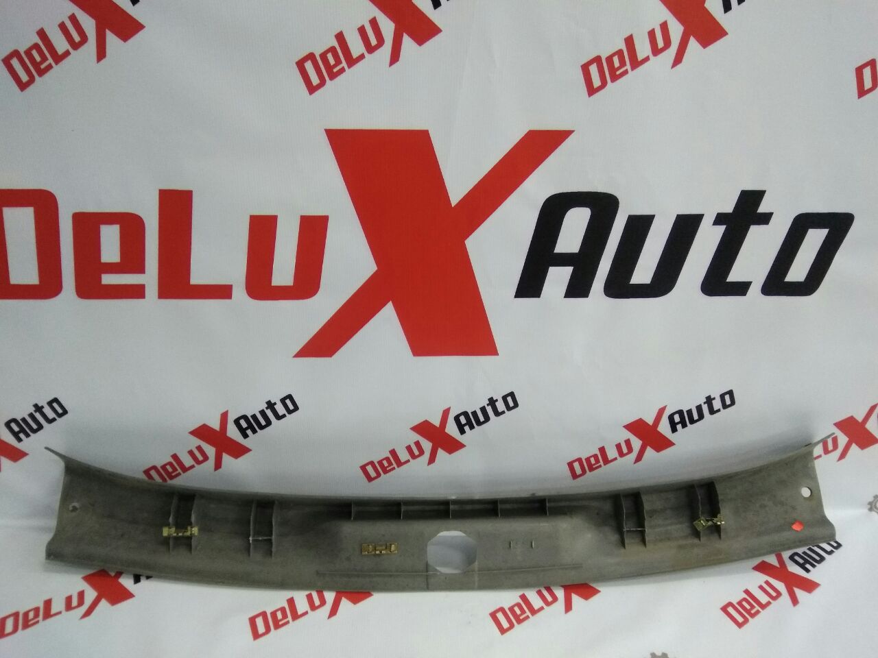ornament central inferior portbagaj pentru Opel Sintra 2.2 T.D · 1999
