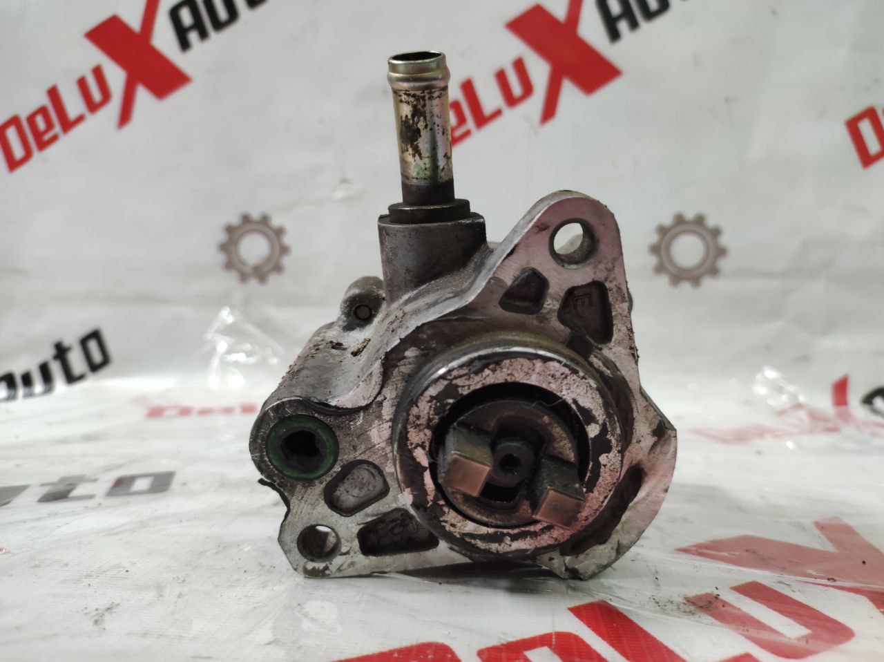 pompă vacuum pentru Toyota Avensis 2.0 · 2002–2004