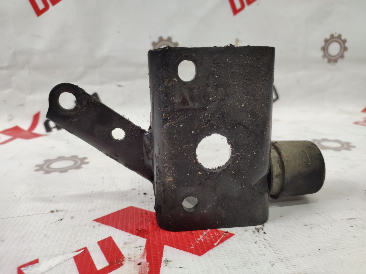 suport inferior suport motor spate pentru Toyota Avensis 2.0 · 2002–2004