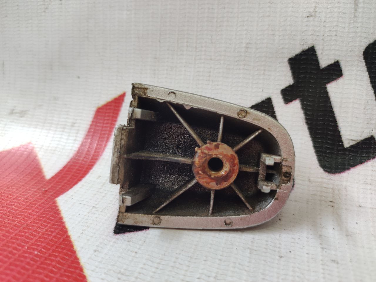 capac exterior spate dreapta uși pentru Toyota Avensis 2.0 · 2002–2004