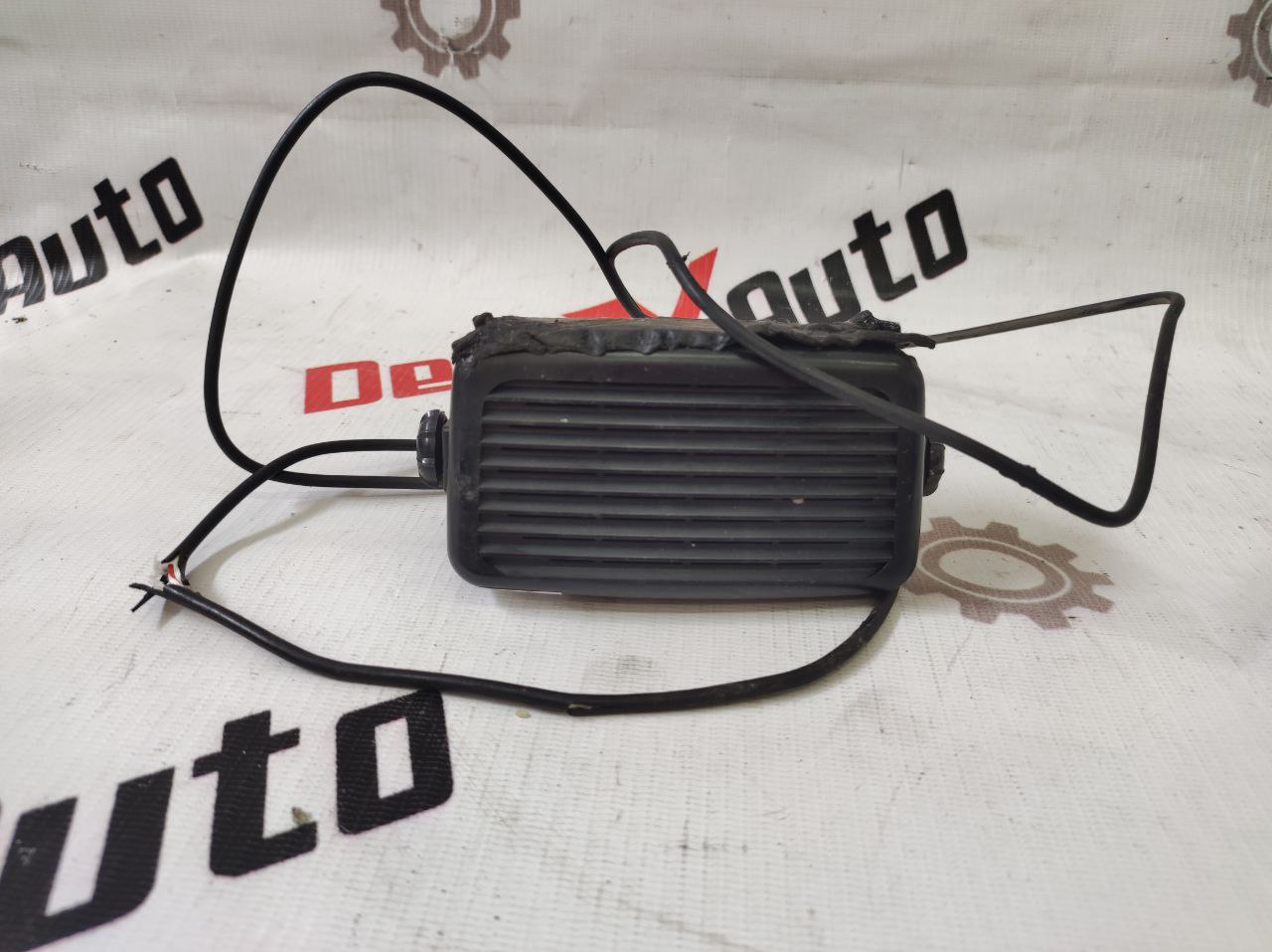 difuzor pe telefon pentru Toyota Avensis 2.0 · 2002–2004