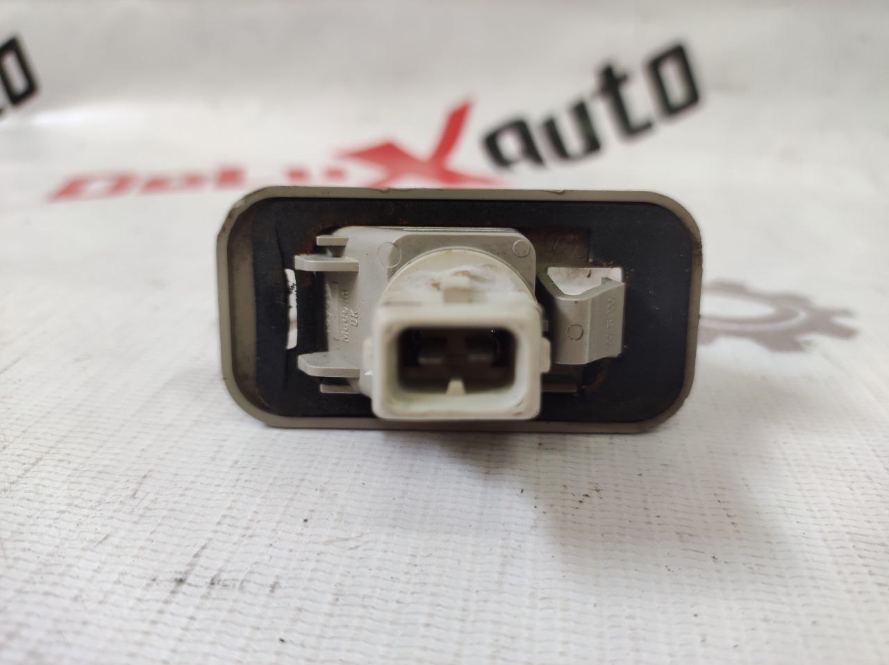 iluminare număr pentru Toyota Avensis 2.0 · 2002–2004
