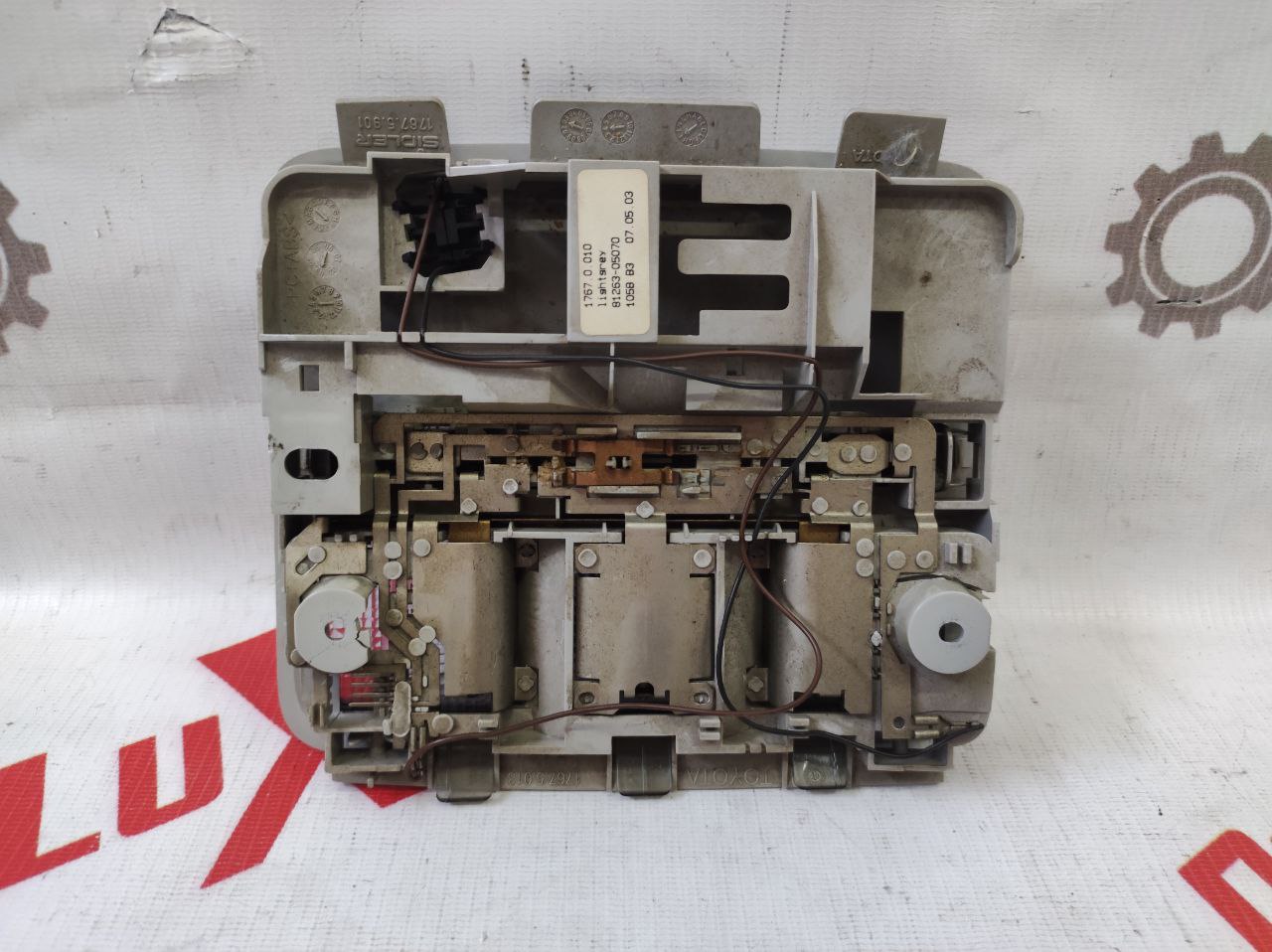 lampă plafon plafon față pentru Toyota Avensis 2.0 · 2002–2004