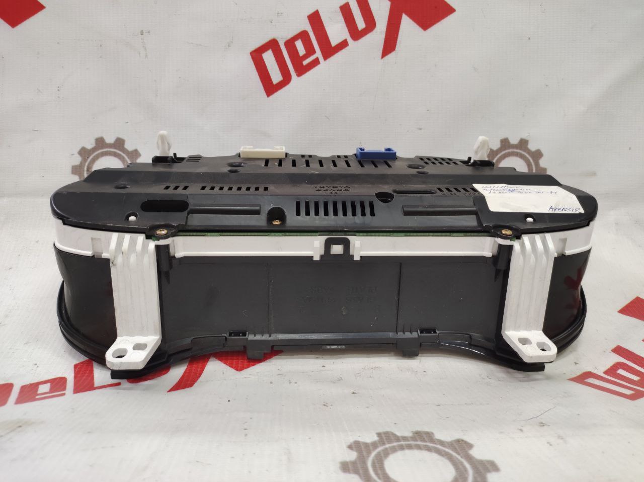 panou de bord pentru Toyota Avensis 2.0 · 2002–2004