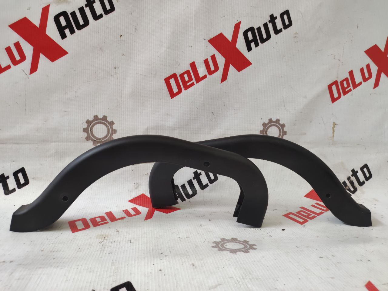 ornament balamale portbagaj pentru Toyota Avensis 2.0 · 2002–2004