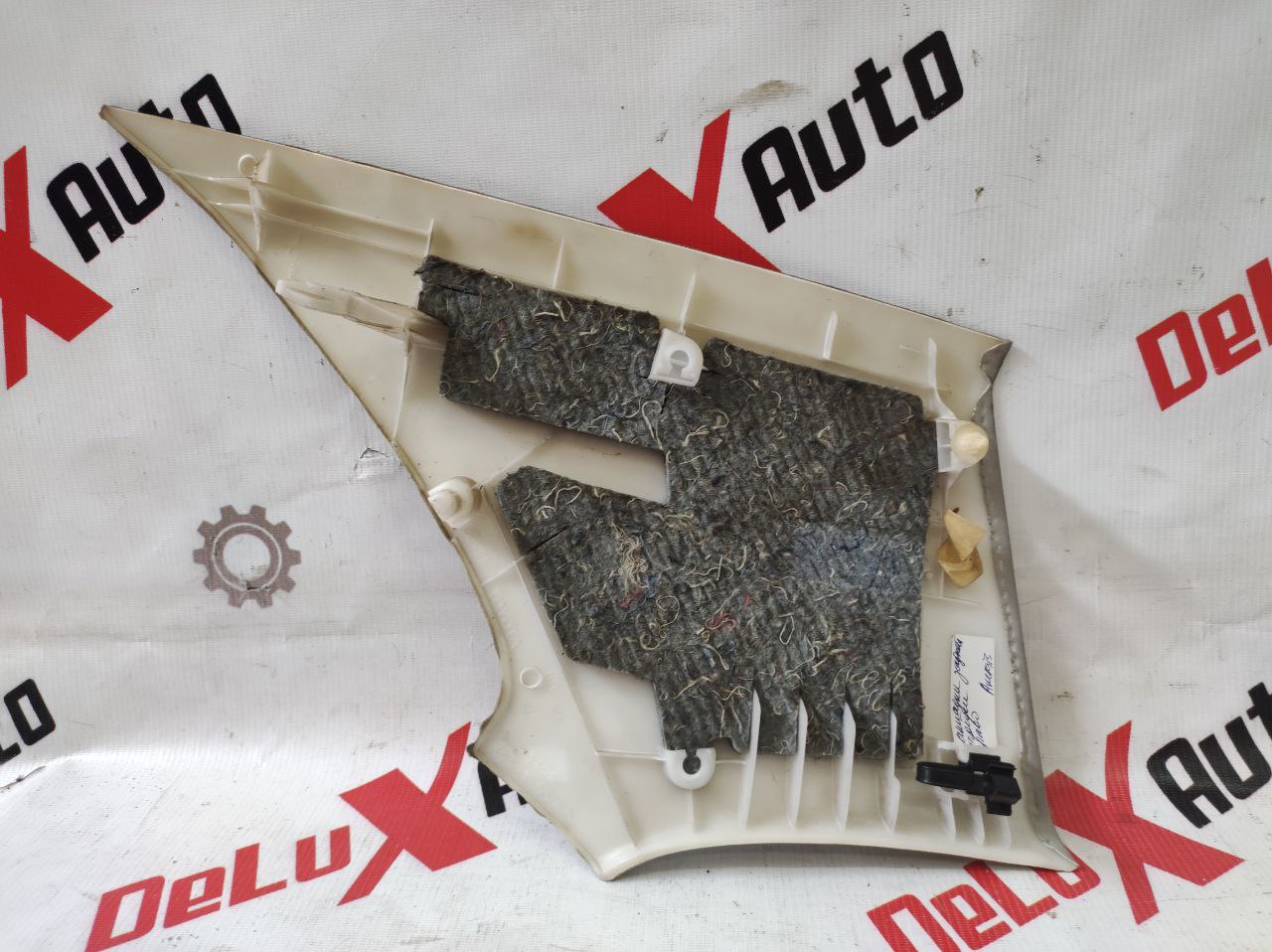 ornament spate suport dreapta pentru Toyota Avensis 2.0 · 2002–2004