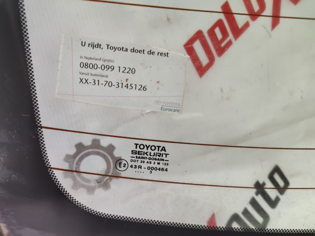 Стекло заднее для Toyota Avensis 2.0 · 2002–2004