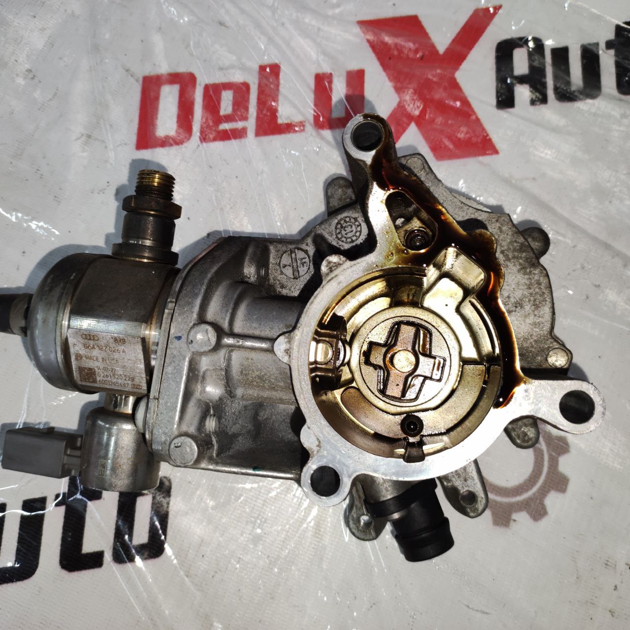 Pompă de combustibil și vacuum pentru Volkswagen Jetta 6 1.8 · 2013–2015