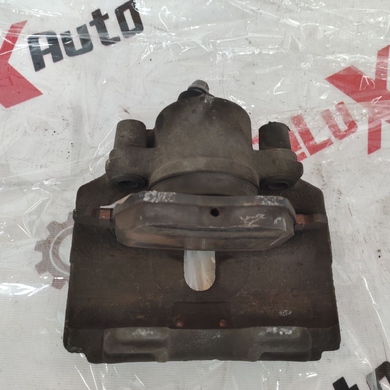 etrier față stânga pentru Volkswagen Jetta 6 1.8 · 2013–2015