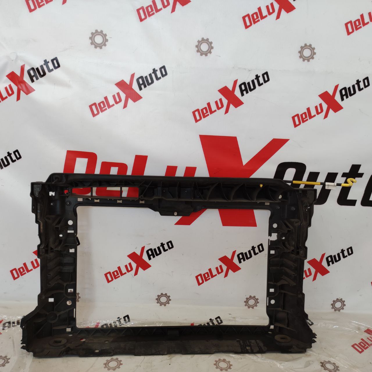 panou frontal defect pentru Volkswagen Jetta 6 1.8 · 2013–2015