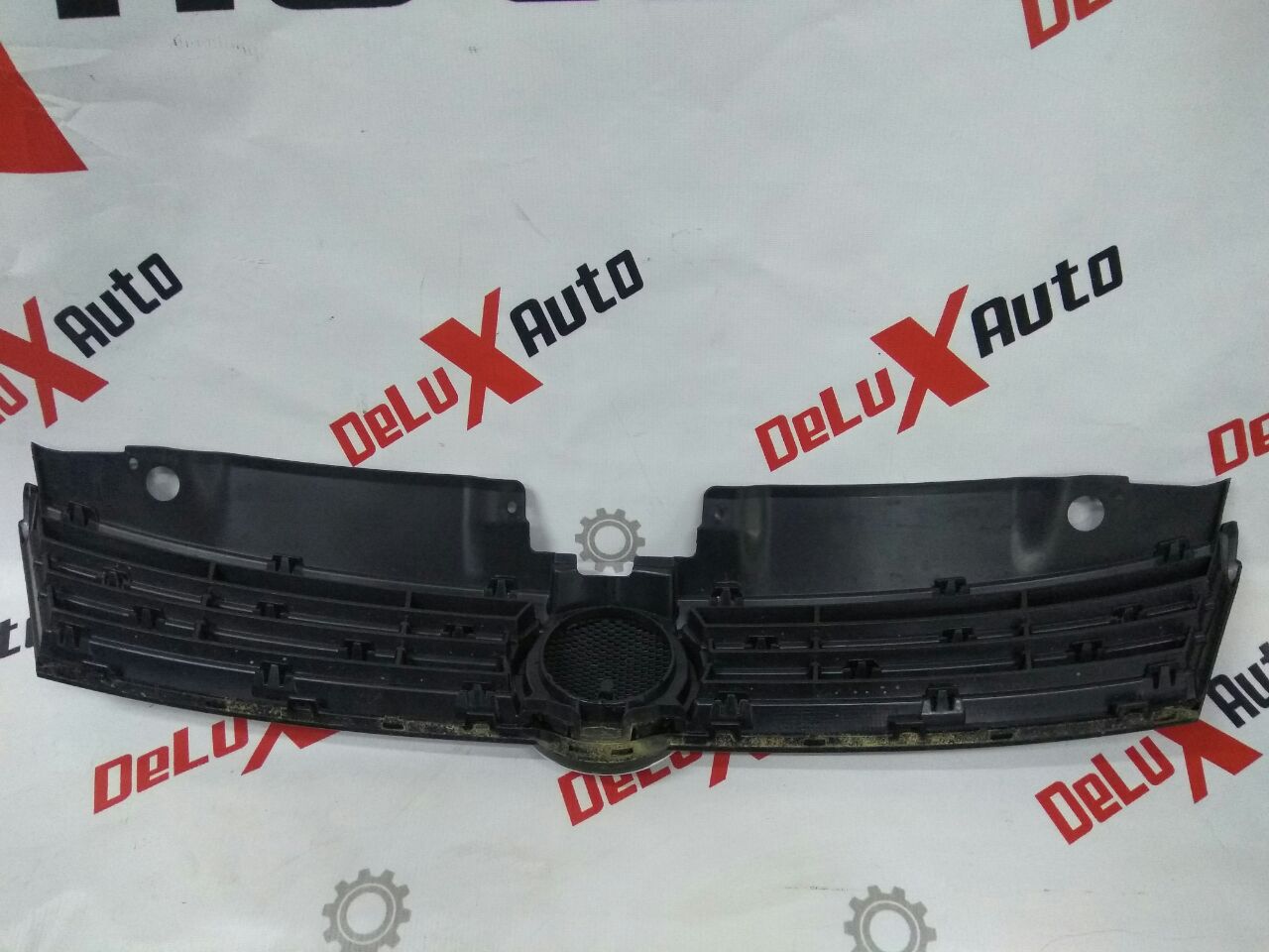 grilă (negru) cu emblemă W pentru Volkswagen Jetta 6 1.8 · 2013–2015