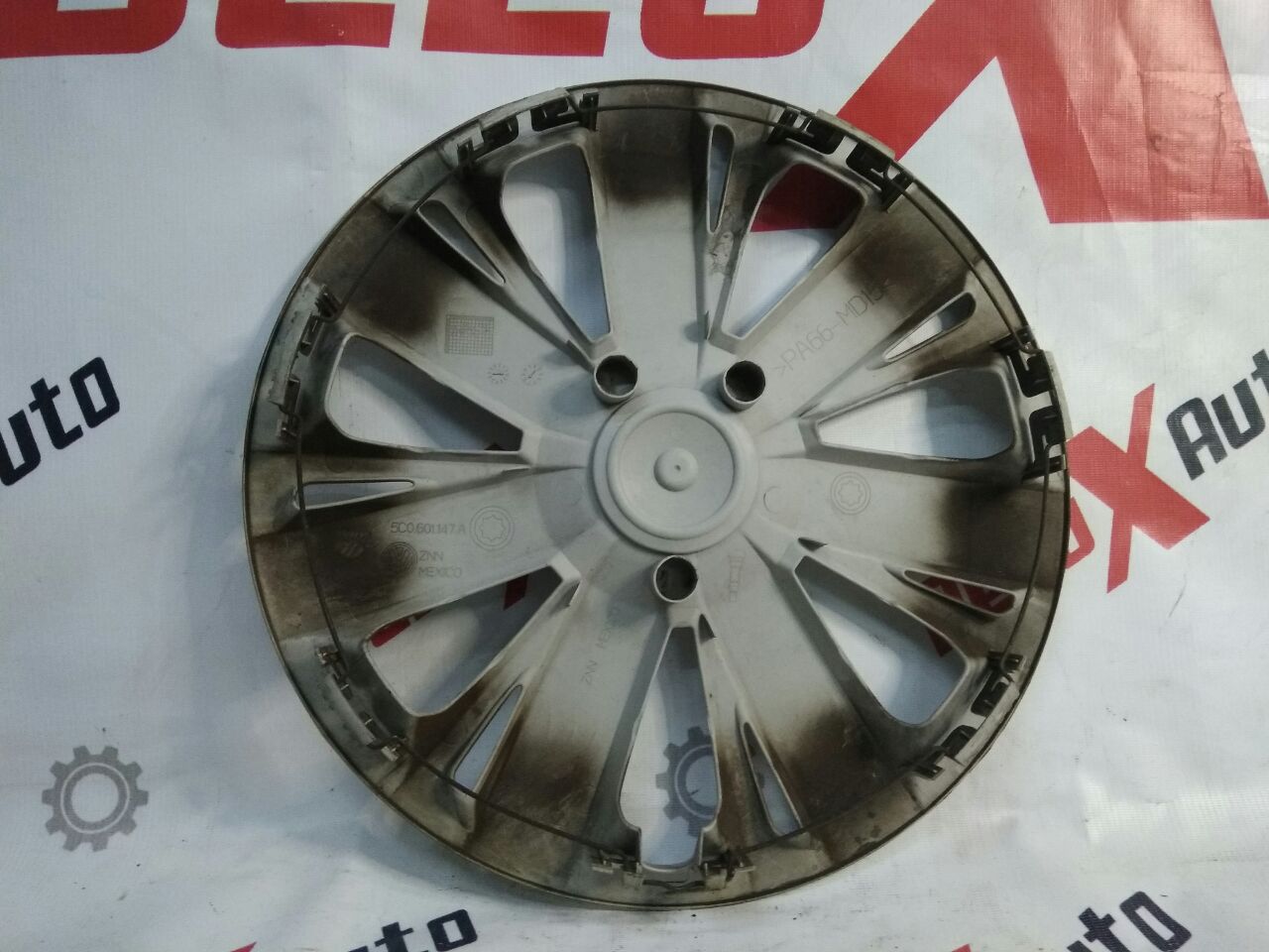 Колпак колеса дефект для Volkswagen Jetta 6 1.8 · 2013–2015