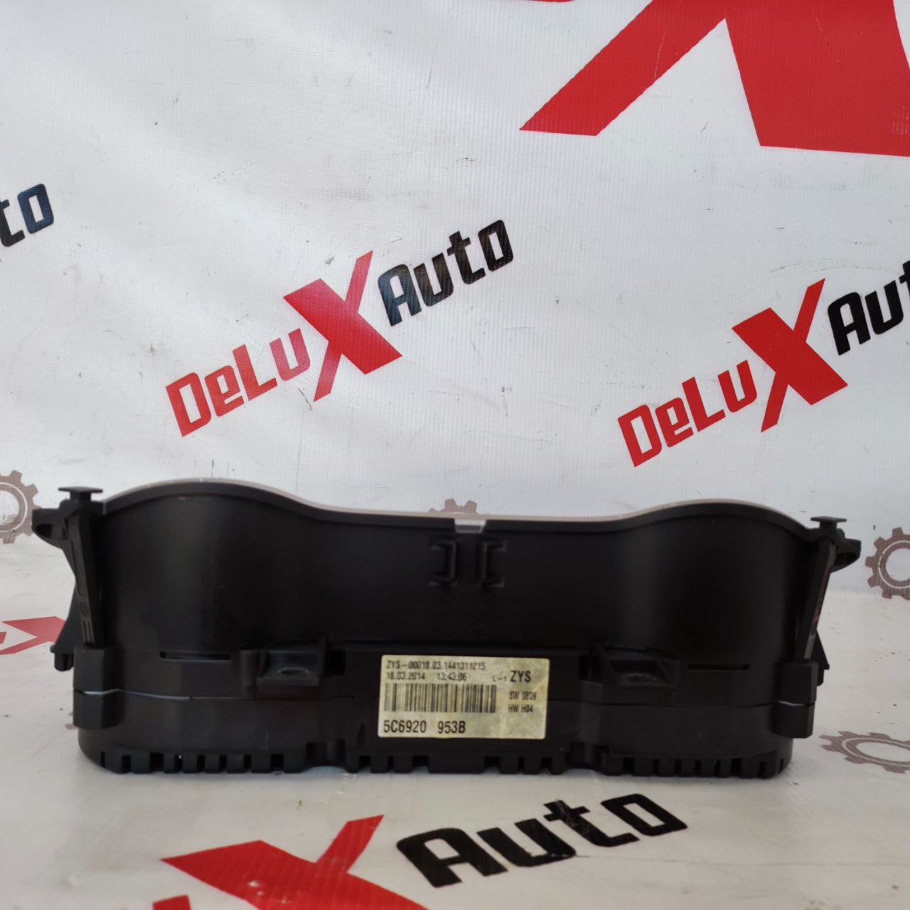 panou panou de bord pentru Volkswagen Jetta 6 1.8 · 2013–2015