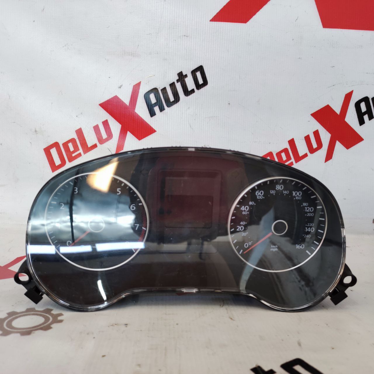 panou panou de bord pentru Volkswagen Jetta 6 1.8 · 2013–2015