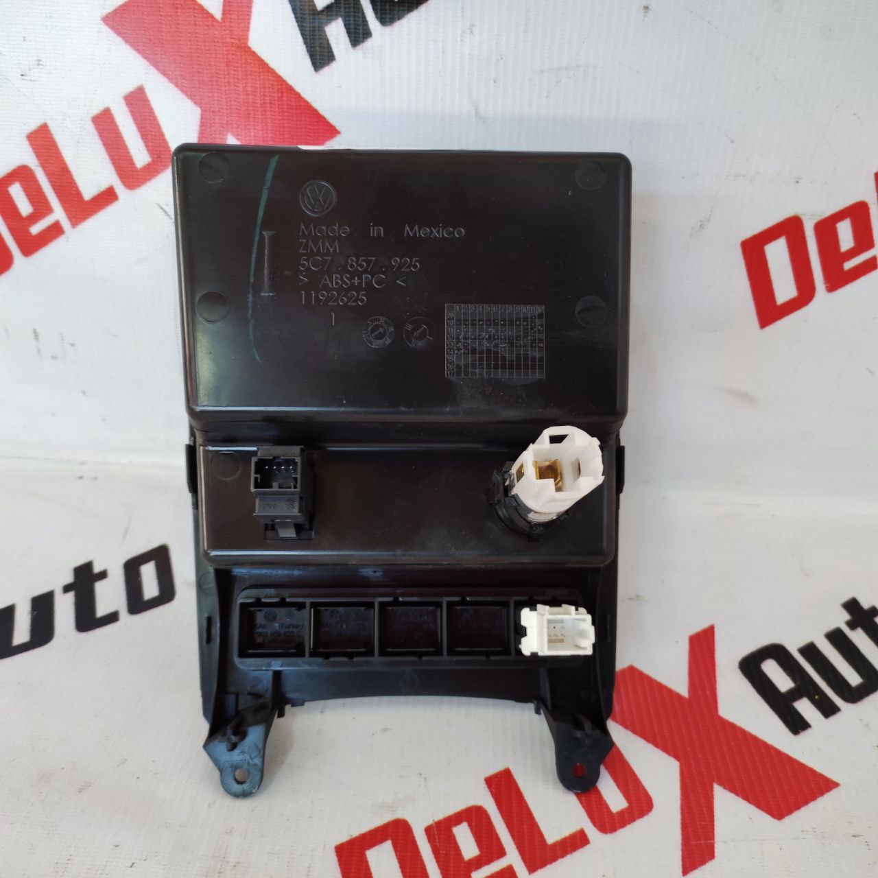 panou bord cu brichetă pentru Volkswagen Jetta 6 1.8 · 2013–2015