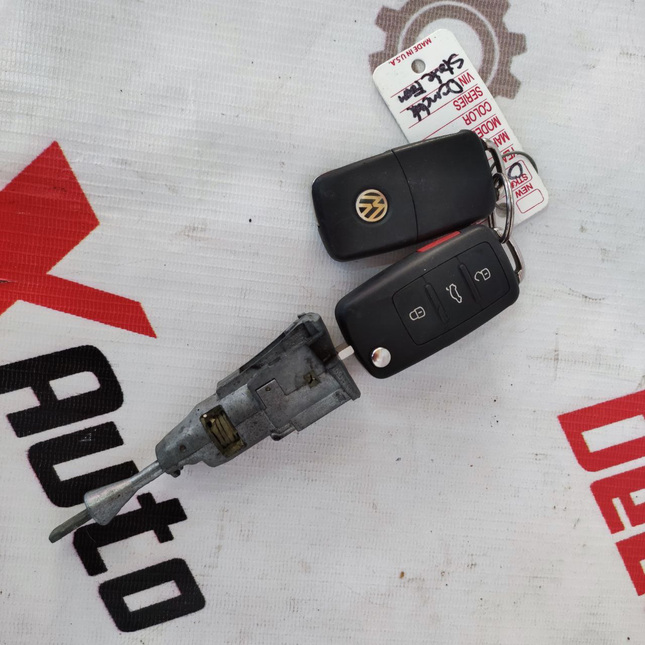 butuc încuietoare cu cheie pentru Volkswagen Jetta 6 1.8 · 2013–2015