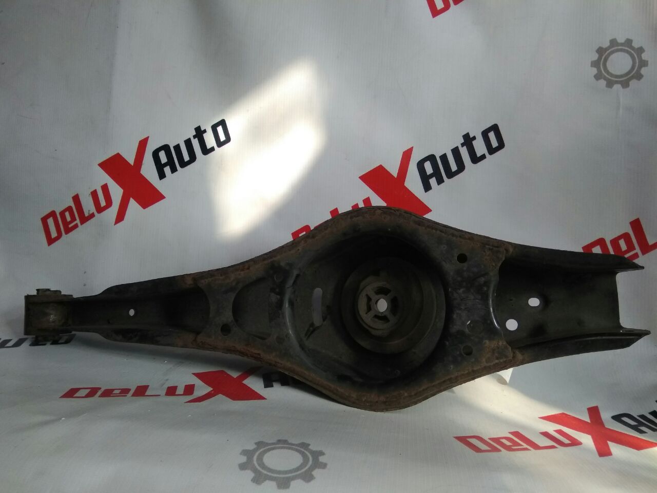 braț suspensie inferior transversal stânga Jetta pentru Volkswagen Jetta 6 1.8 · 2013–2015