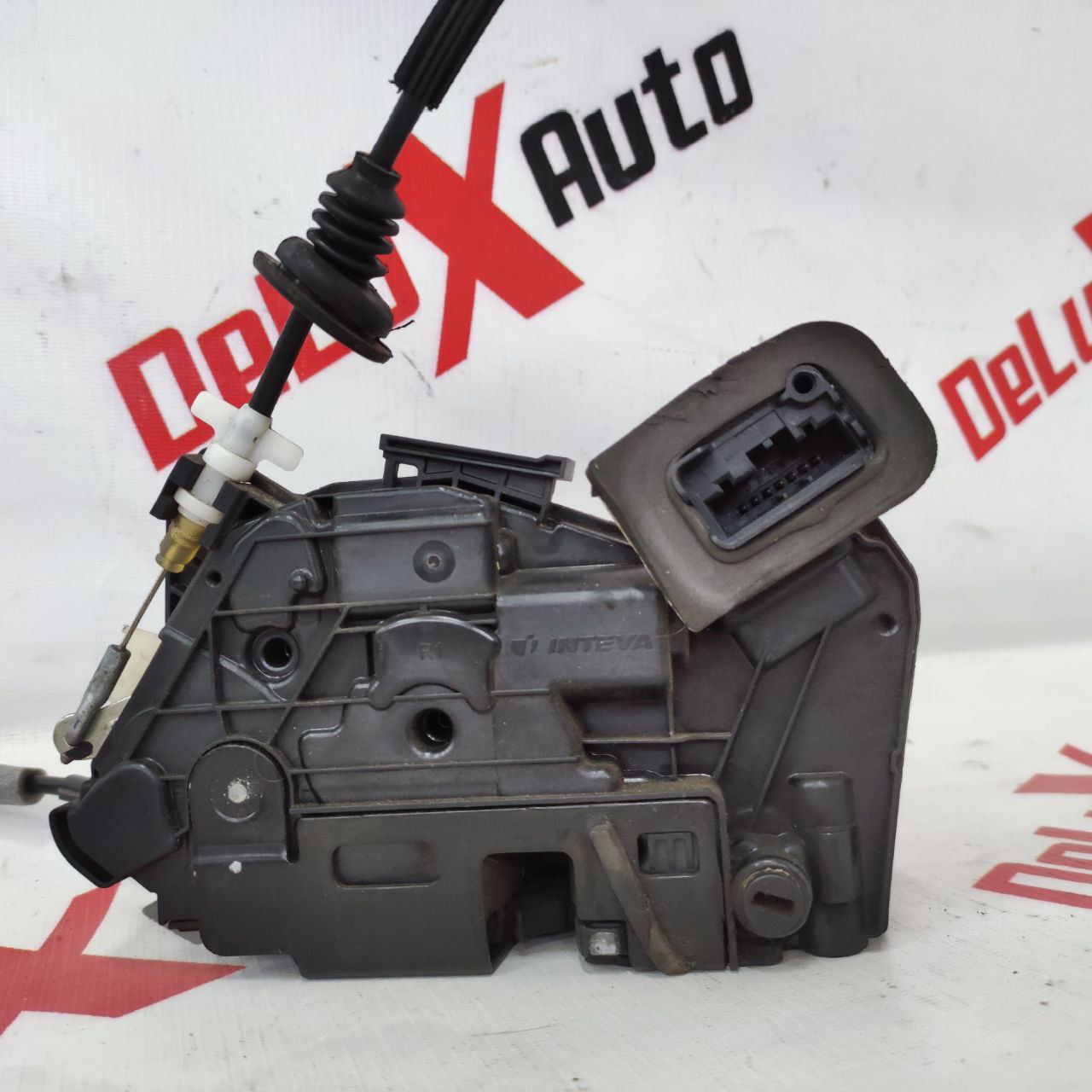 Замок двери задней правой для Volkswagen Jetta 6 1.8 · 2013–2015