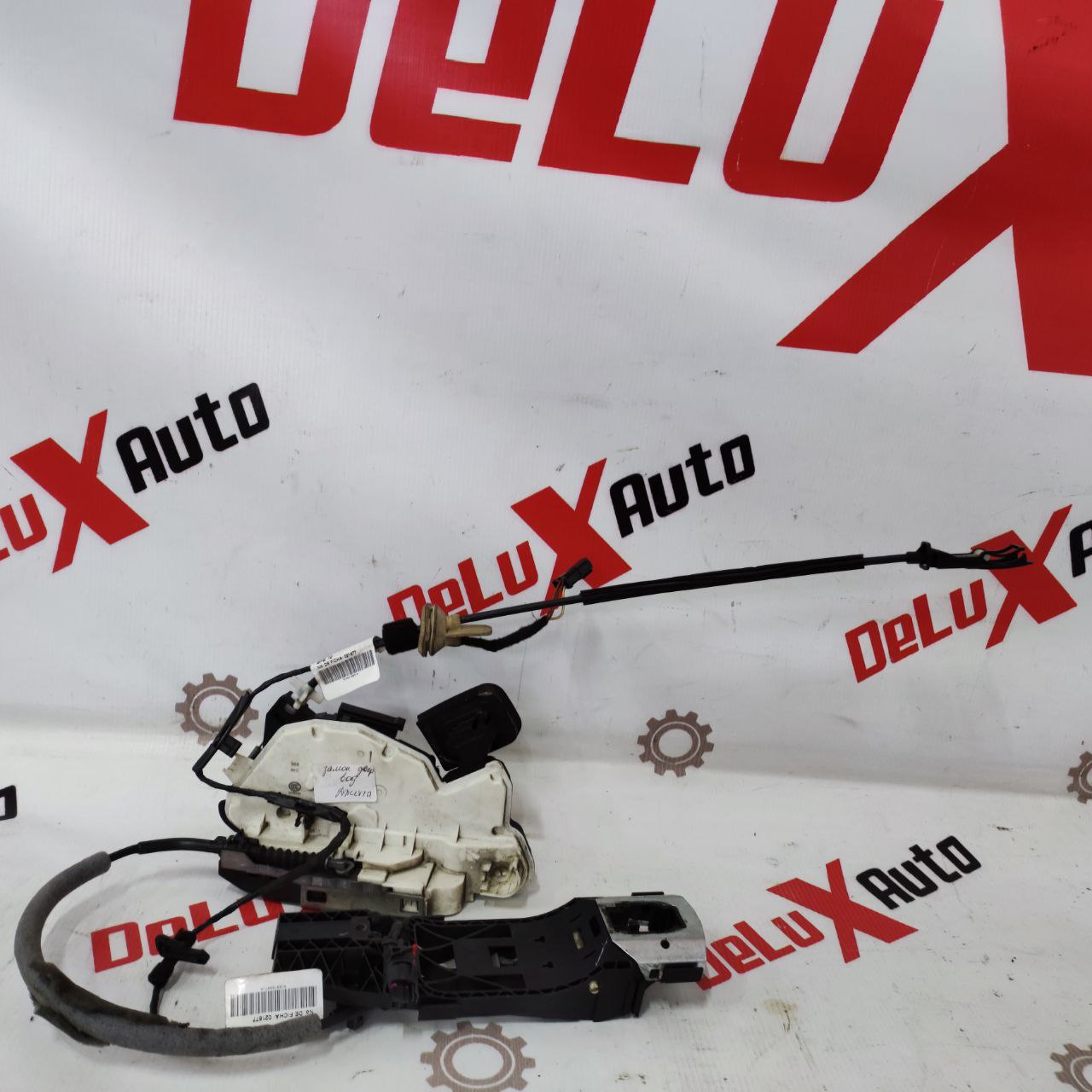 încuietoare uși față stânga pentru Volkswagen Jetta 6 1.8 · 2013–2015