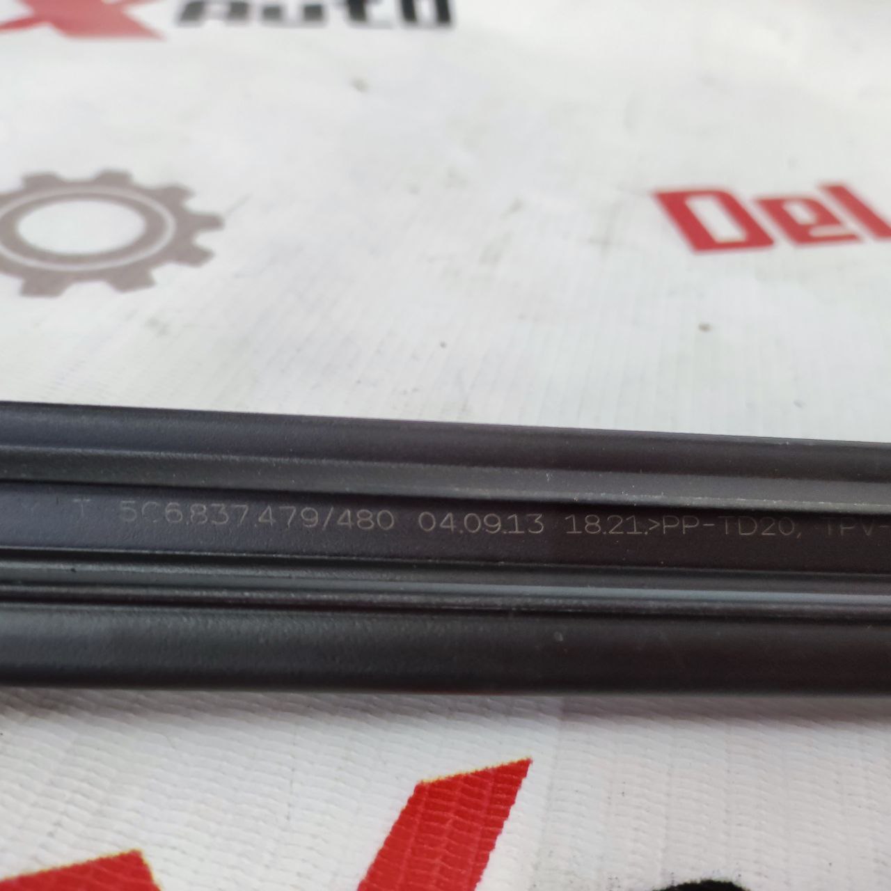 garnitură geam uși față stânga pentru Volkswagen Jetta 6 1.8 · 2013–2015