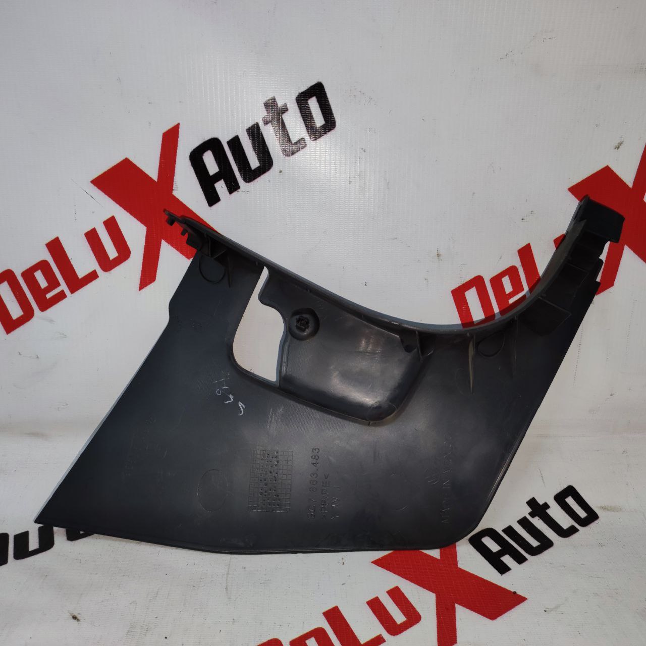 Накладка порога передняя левая для Volkswagen Jetta 6 1.8 · 2013–2015