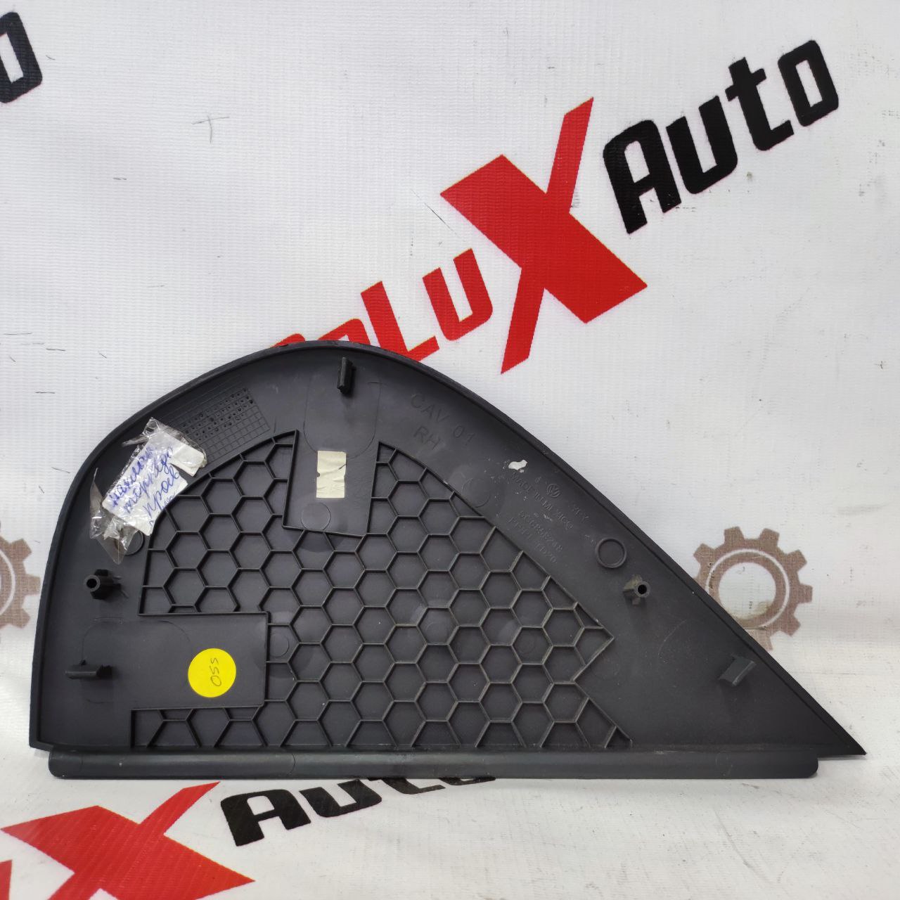 Накладка торпедо правая для Volkswagen Jetta 6 1.8 · 2013–2015