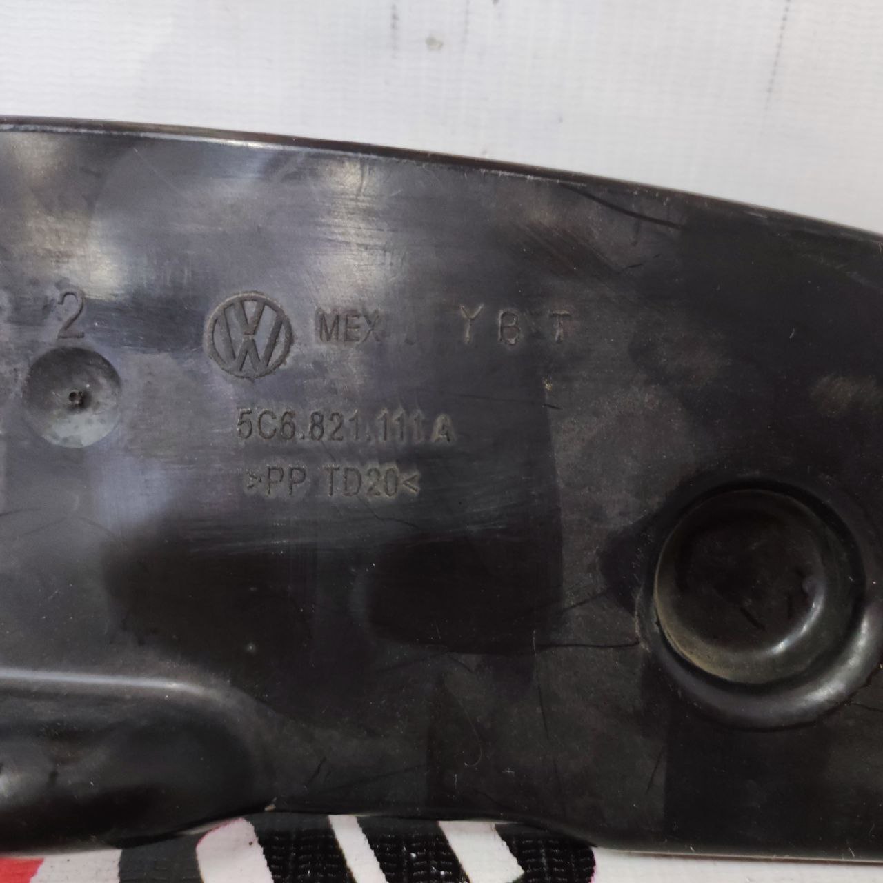 burduf caroserie(aripă) stânga pentru Volkswagen Jetta 6 1.8 · 2013–2015