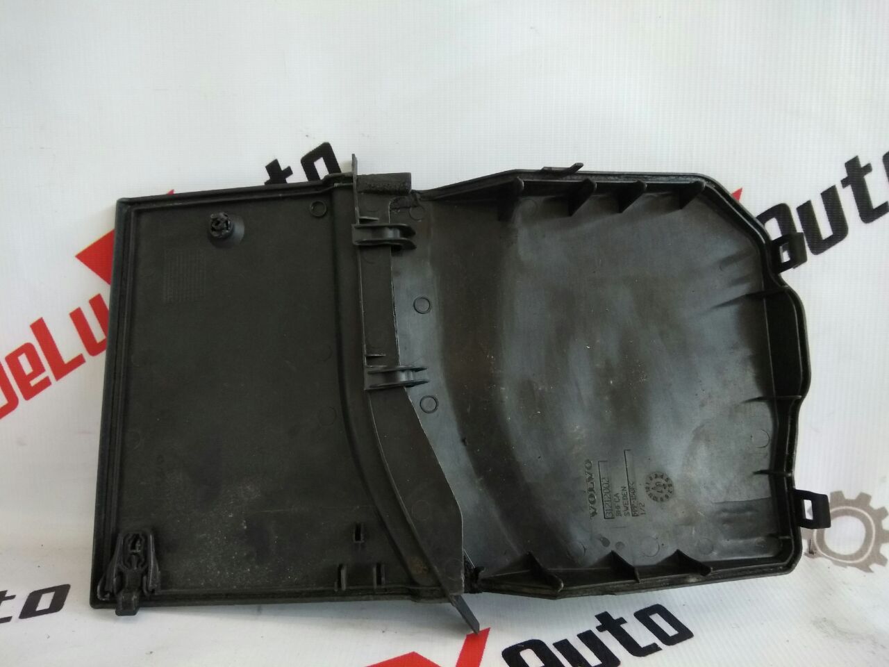 capac baterie pentru Volvo V70 2.4 diesel · 2007–2013