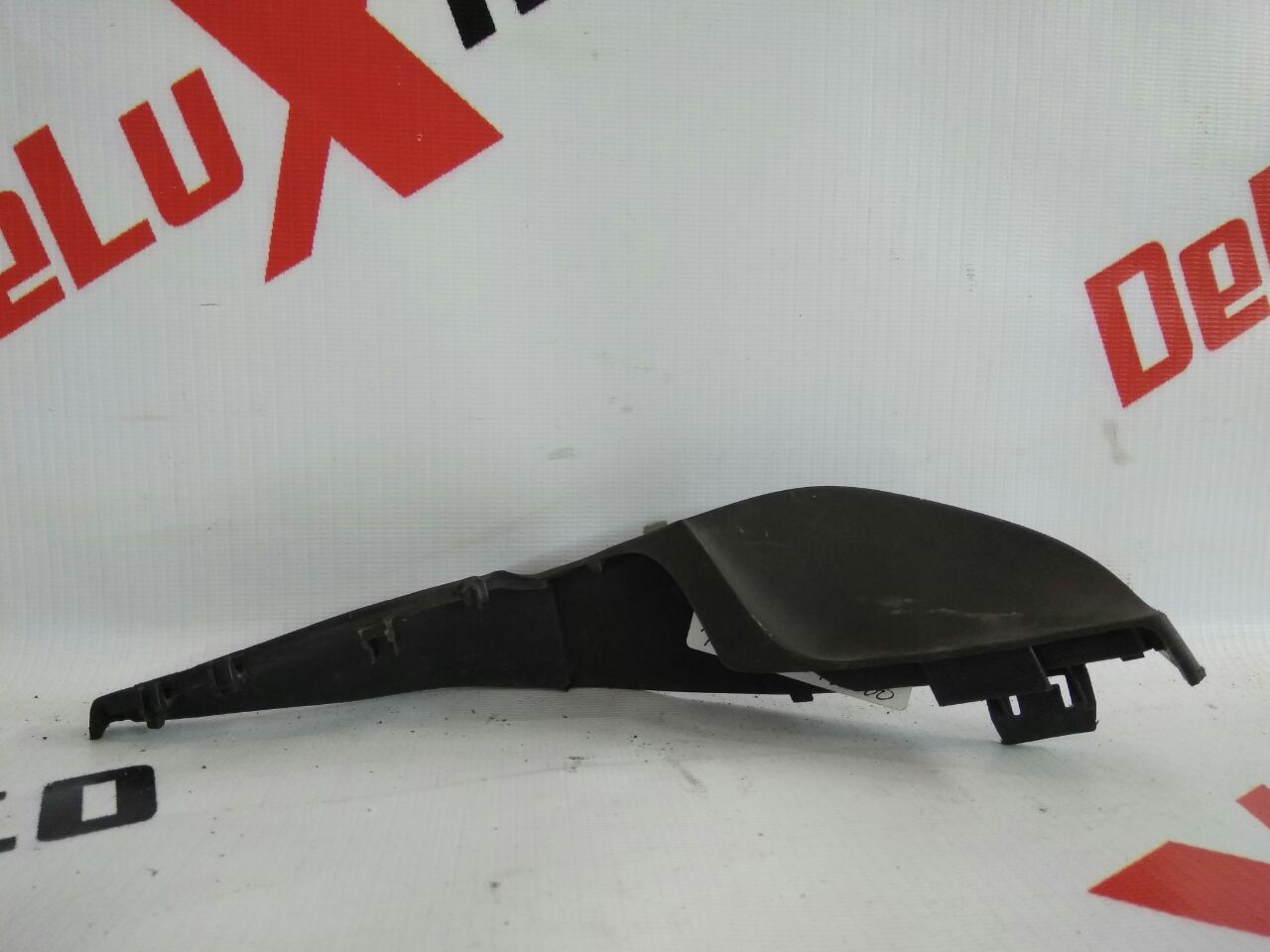 ornament parbriz geam față dreapta pentru Volvo V70 2.4 diesel · 2007–2013