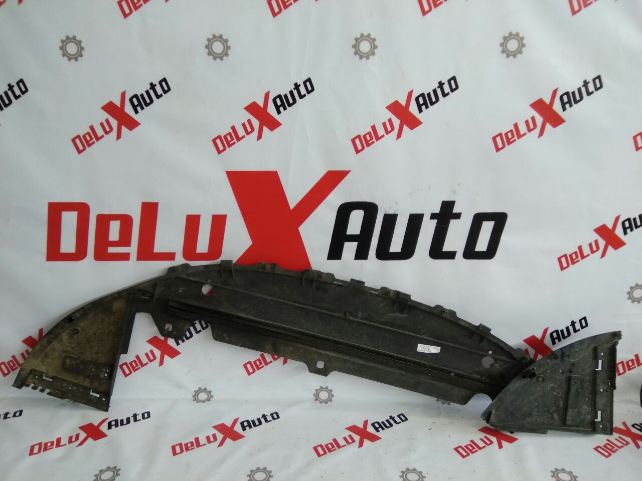 protecție față bară de protecție defect pentru Volvo V70 2.4 diesel · 2007–2013