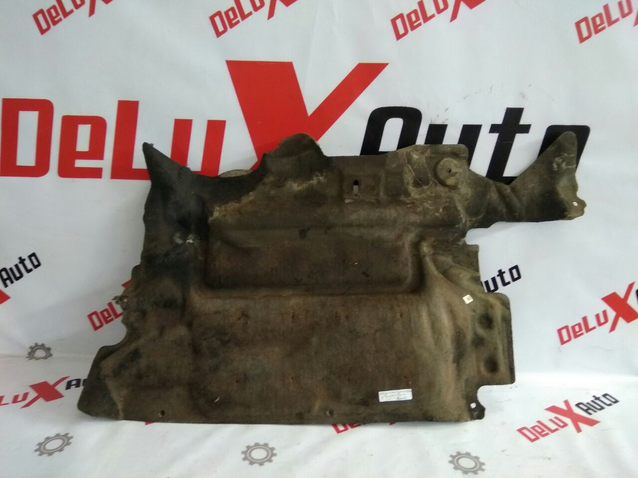 izolație fonică motor