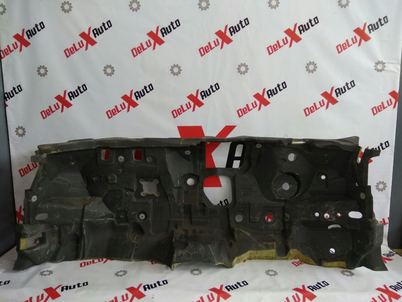 izolație fonică bord pentru Volvo V70 2.4 diesel · 2007–2013