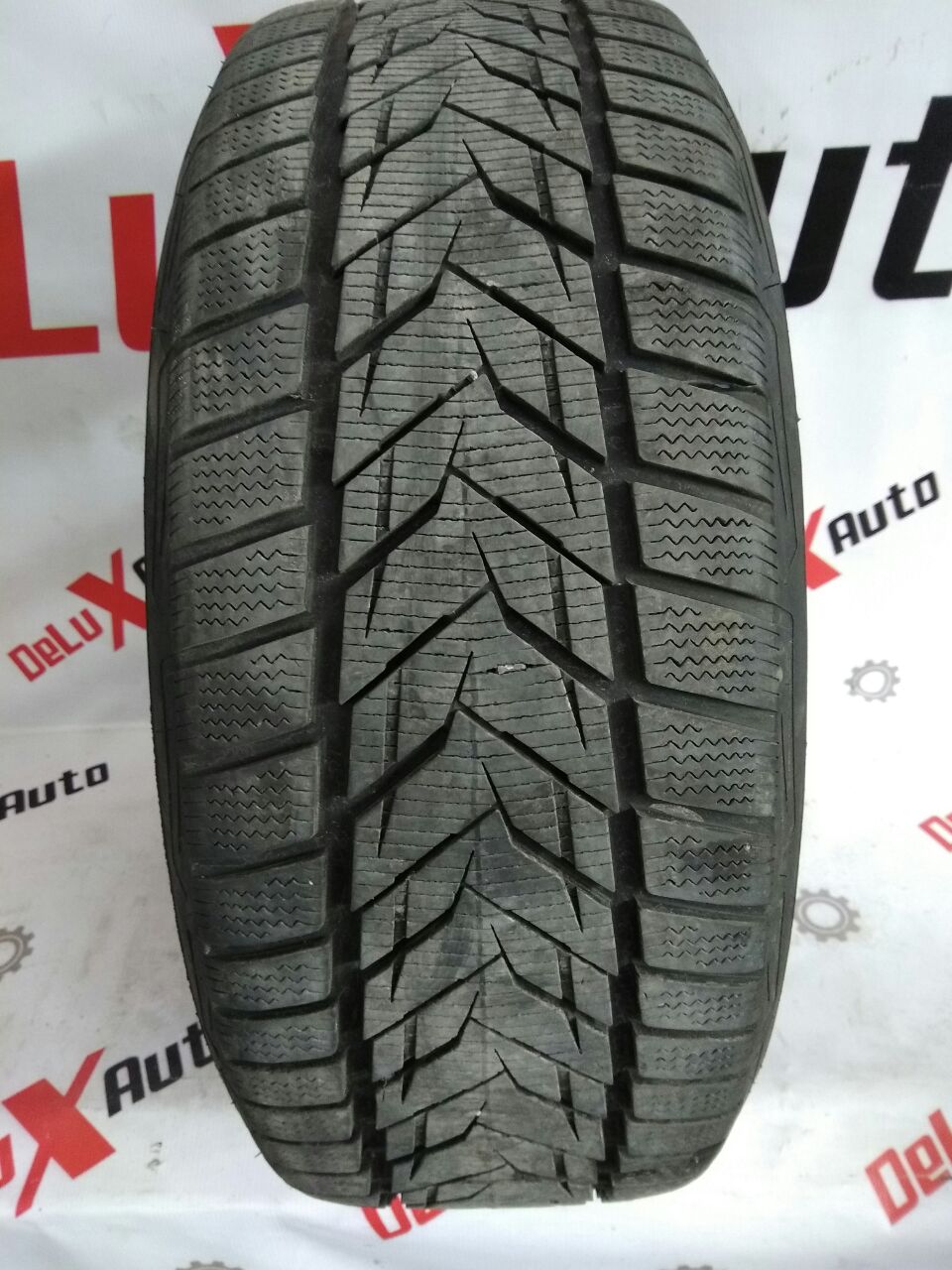 roată 225/55R16 pentru Volvo V70 2.4 diesel · 2007–2013
