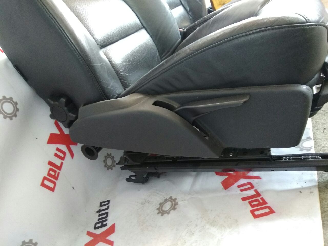 Scaune față cu încălzire pentru Volvo V70 2.4 diesel · 2007–2013