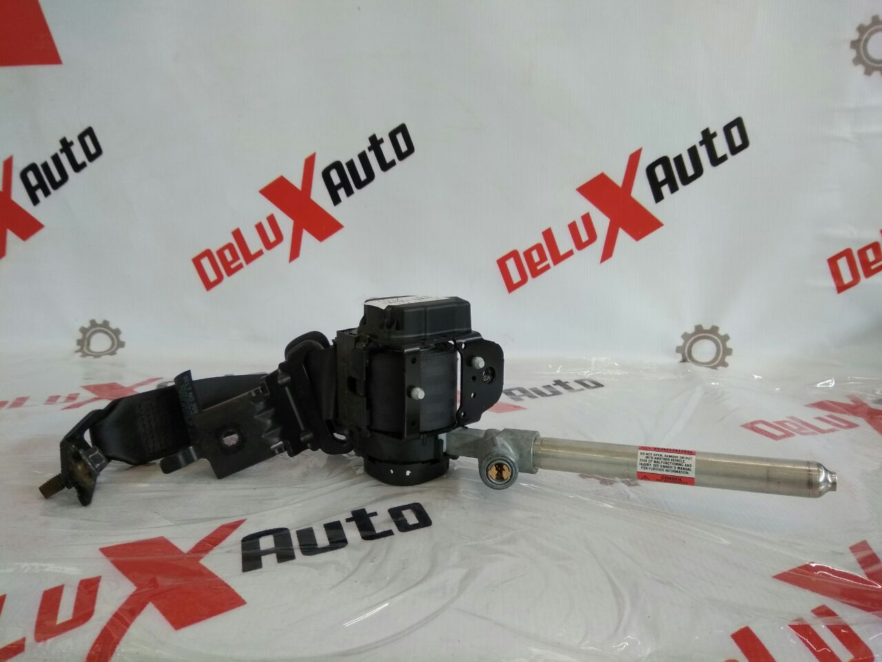 centură siguranță cu pirocapsulă spate stânga pentru Volvo V70 2.4 diesel · 2007–2013