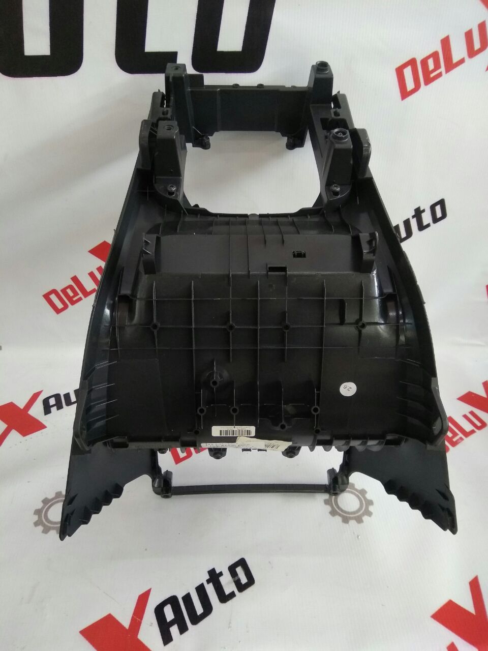 inferior ornament consolă pentru Volvo V70 2.4 diesel · 2007–2013