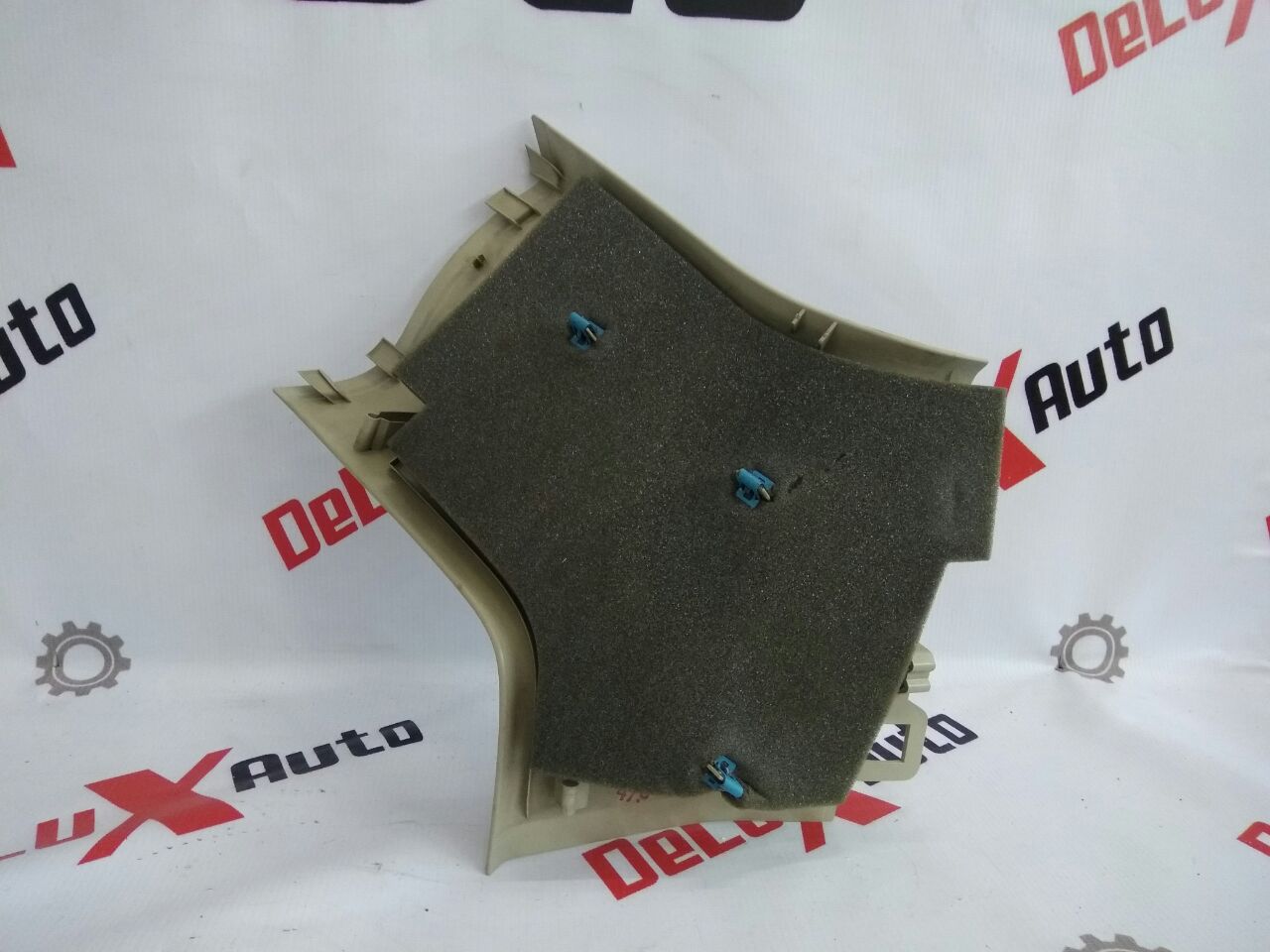 ornament superior spate suport portbagaj dreapta pentru Volvo V70 2.4 diesel · 2007–2013