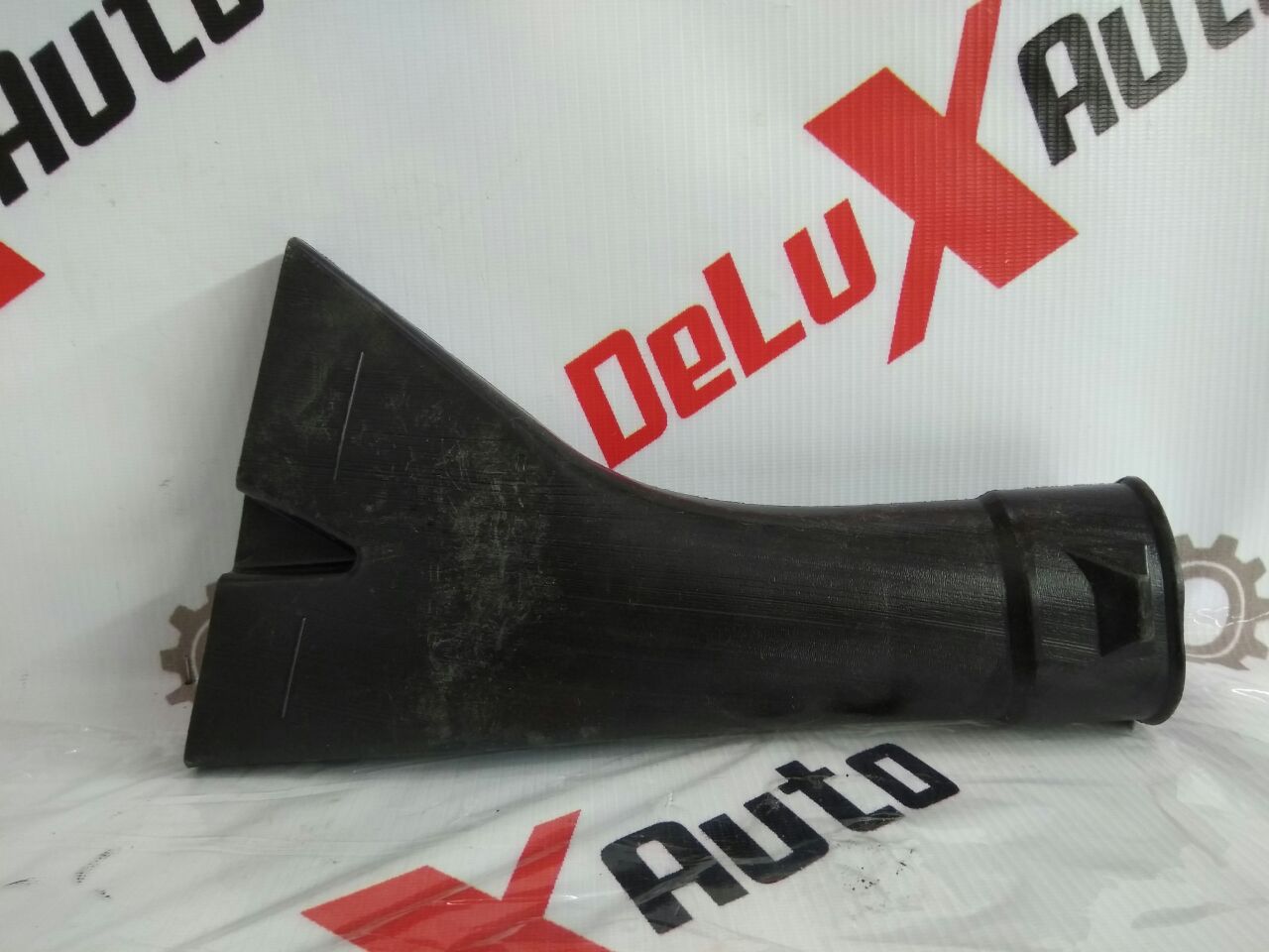 ventilație picioare spate dreapta pentru Volvo V70 2.4 diesel · 2007–2013