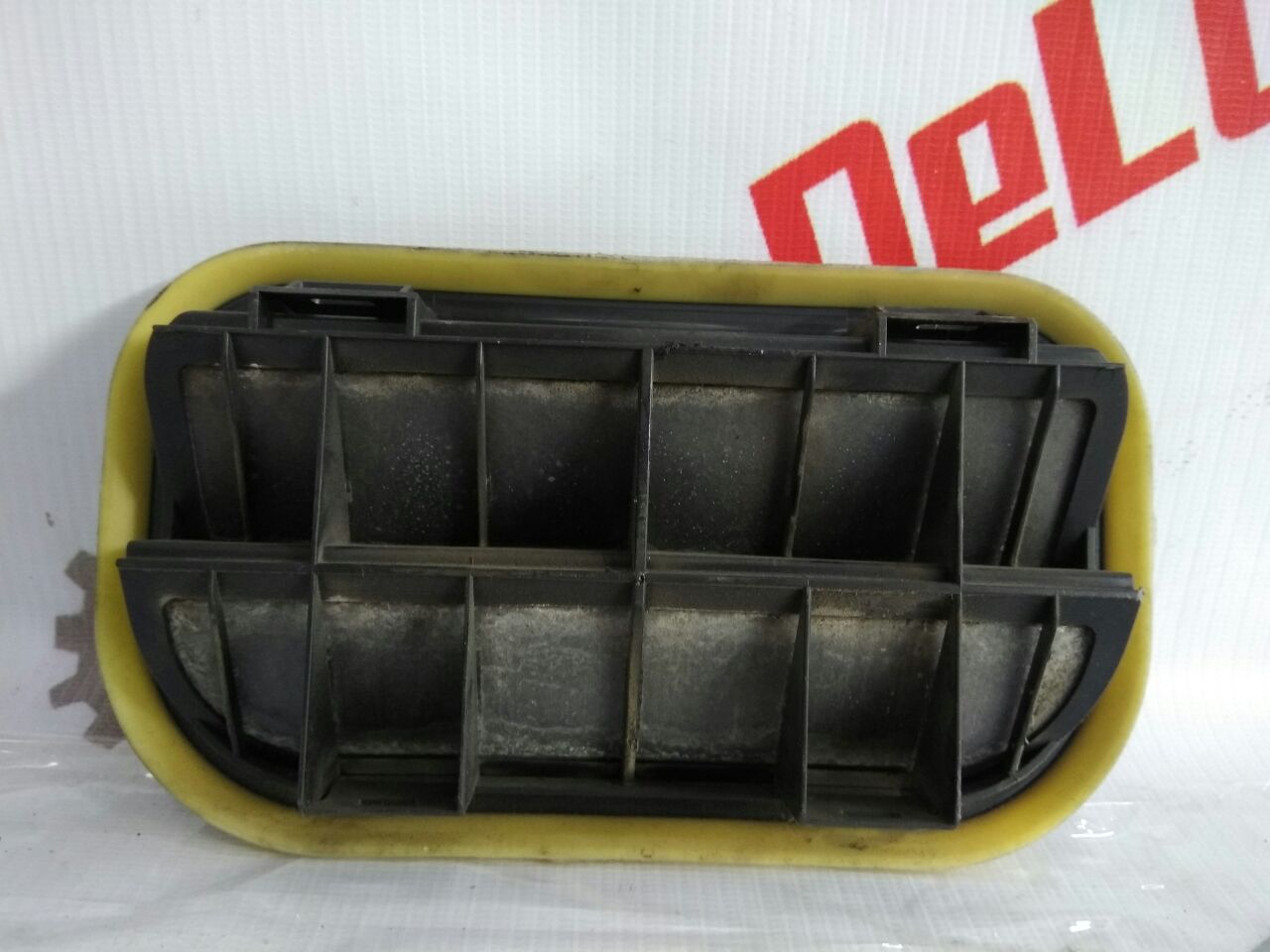 grilă admisie aer pentru Volvo V70 2.4 diesel · 2007–2013