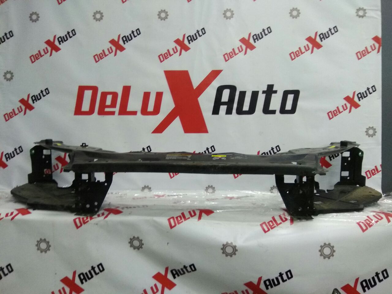panou frontal superior parte pentru Volvo V70 2.4 diesel · 2007–2013