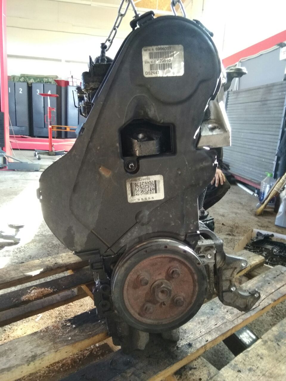 motor pentru Volvo V70 2.4 diesel · 2007–2013