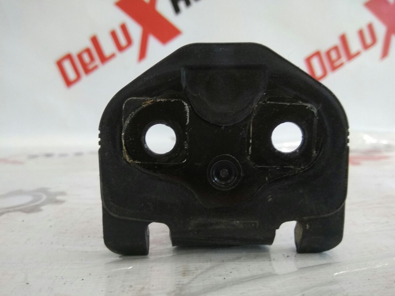 balama uși spate dreapta pentru Volvo V70 2.4 diesel · 2007–2013