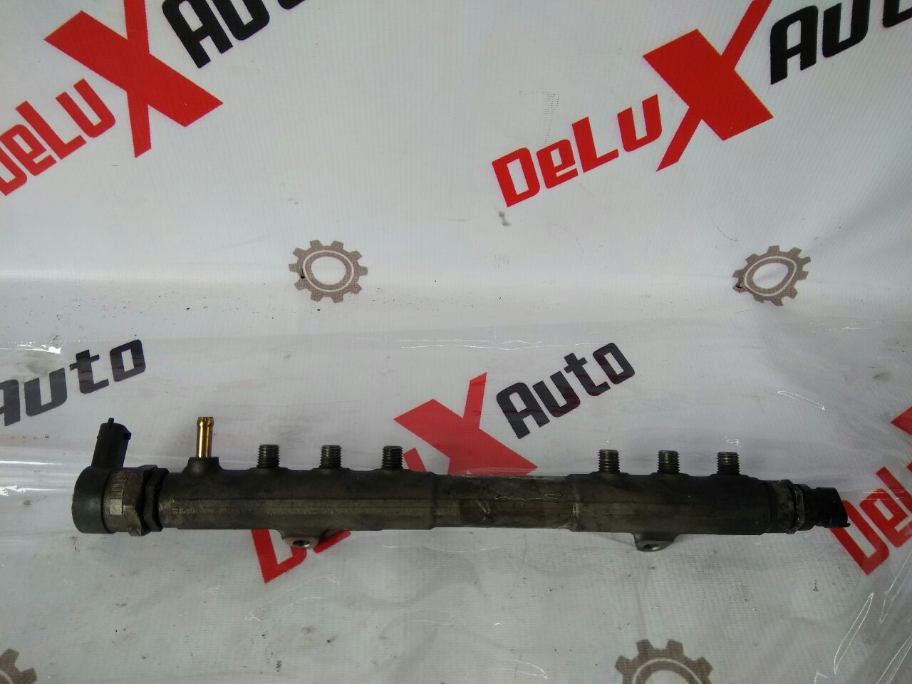 rampă de combustibil cu senzor pentru Volvo V70 2.4 diesel · 2007–2013